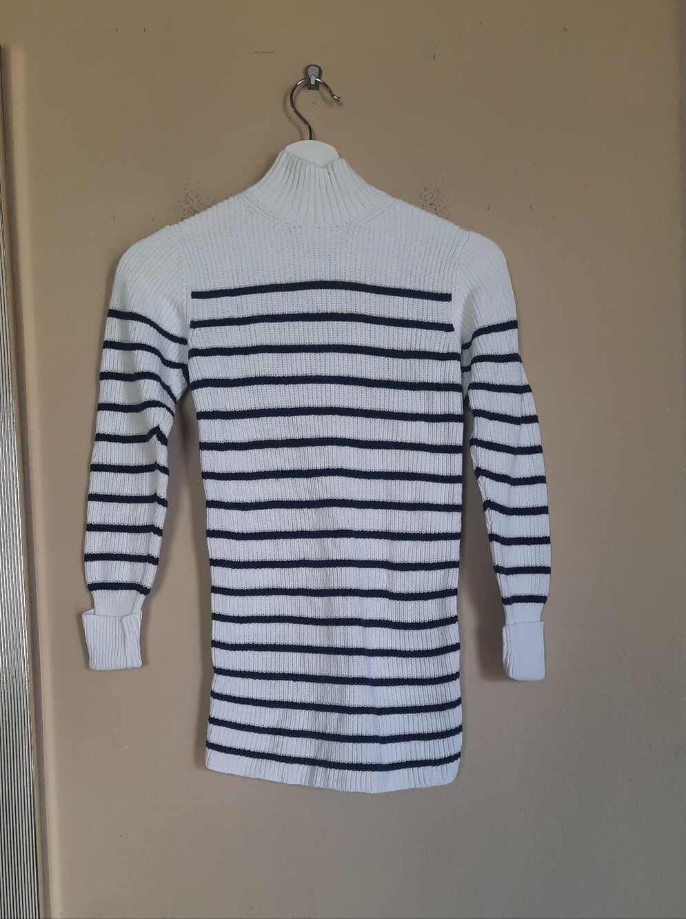 Hope And Henry Women's White & Navy Stripe Knit Turtleneck Sweater